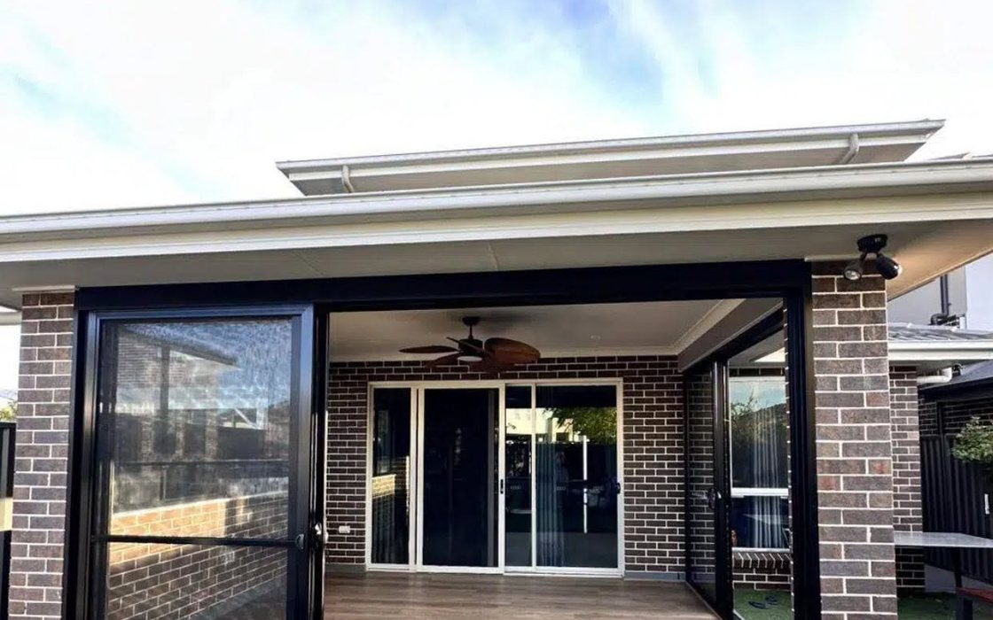 Ezy Sunrooms outdoor sunroom build